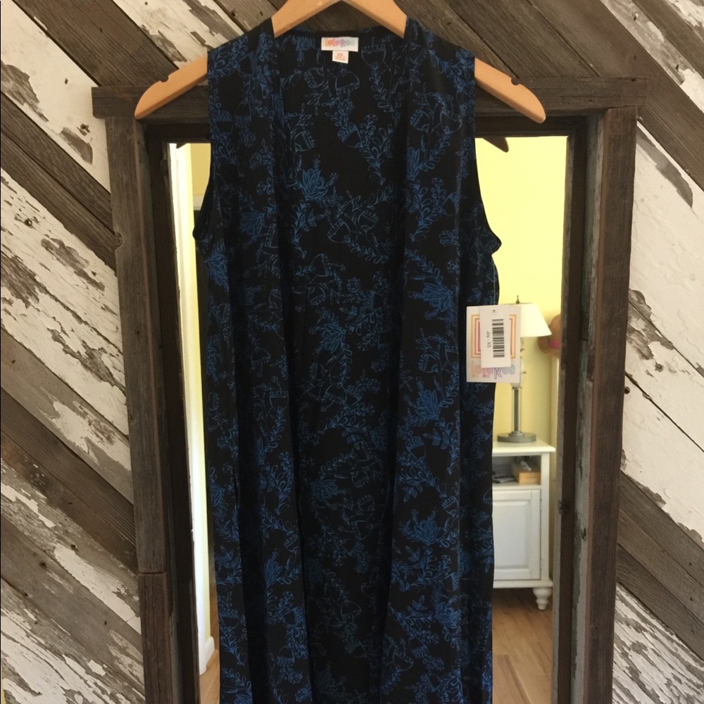 LulaRoe NWT Size XS JOY